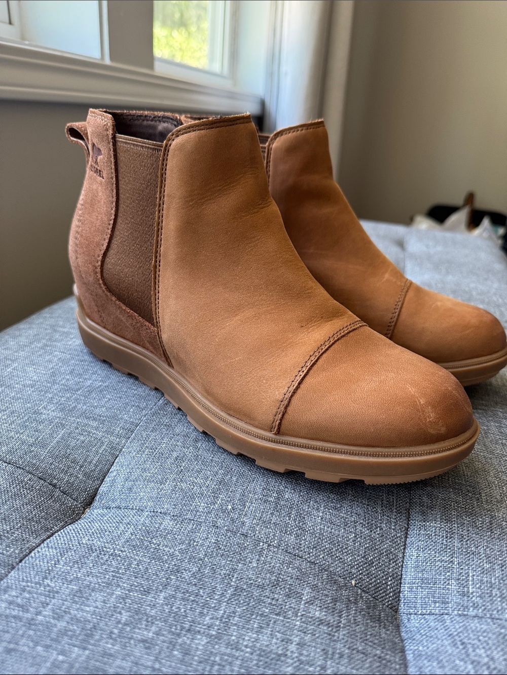 Sorel Tan Women's Chelsea Ankle Boots